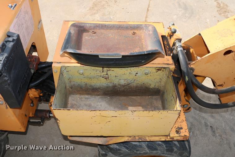 image for item DC3543 1989 Case Maxi-Sneaker B cable plow