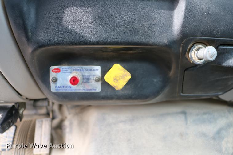 image for item DC3544 2000 Ford F650 Super Duty dump truck