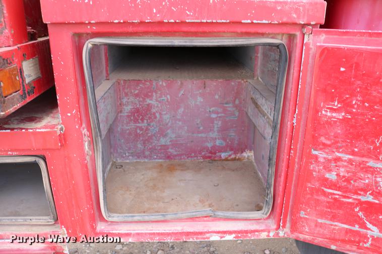 image for item DC3544 2000 Ford F650 Super Duty dump truck