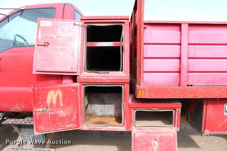 image for item DC3544 2000 Ford F650 Super Duty dump truck