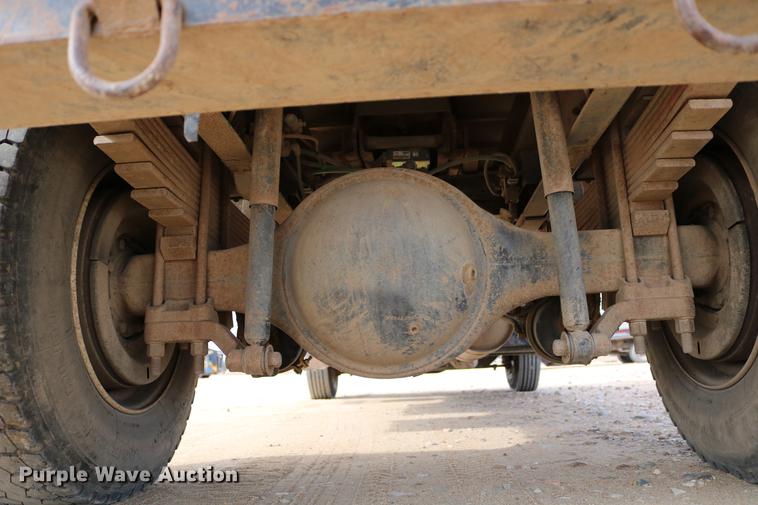 image for item DC3544 2000 Ford F650 Super Duty dump truck