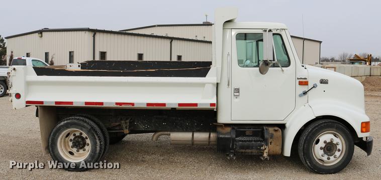image for item DC3545 1998 International 4700 dump truck