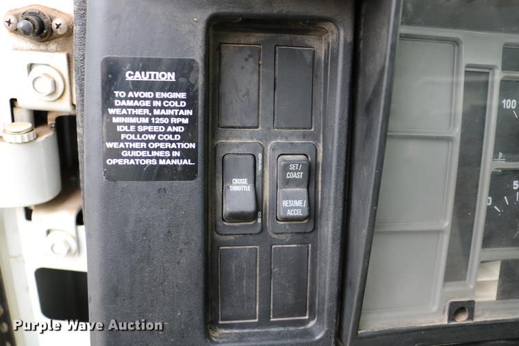 image for item DC3545 1998 International 4700 dump truck