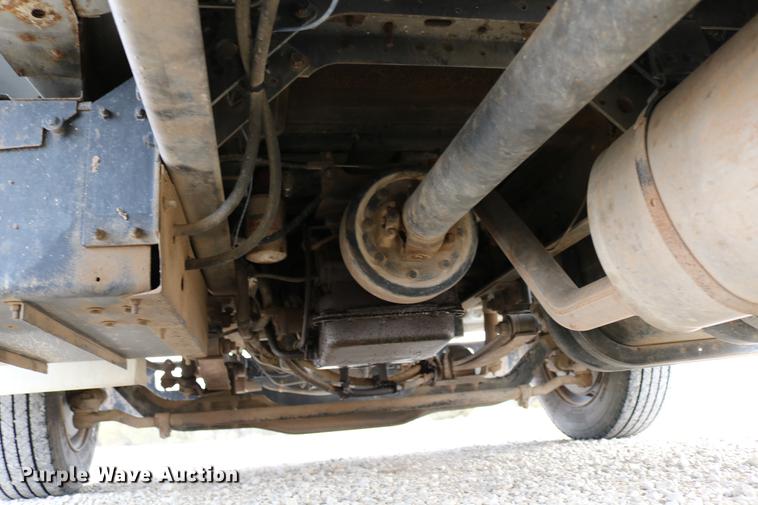 image for item DC3545 1998 International 4700 dump truck