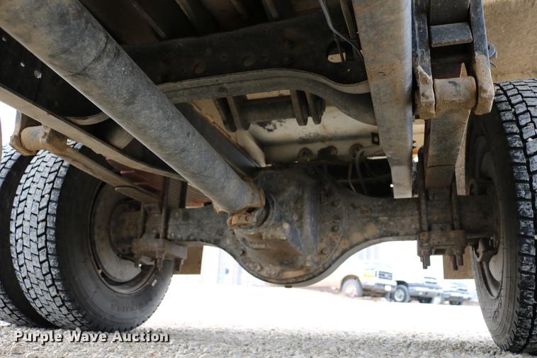 image for item DC3545 1998 International 4700 dump truck