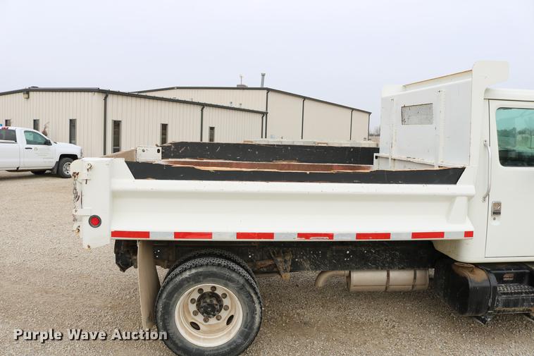 image for item DC3545 1998 International 4700 dump truck