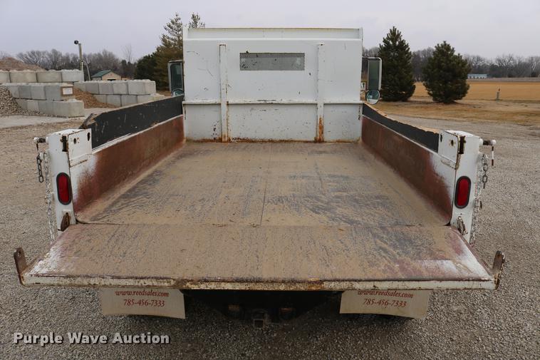 image for item DC3545 1998 International 4700 dump truck