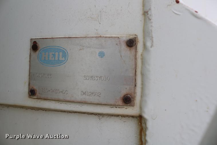 image for item DC3545 1998 International 4700 dump truck