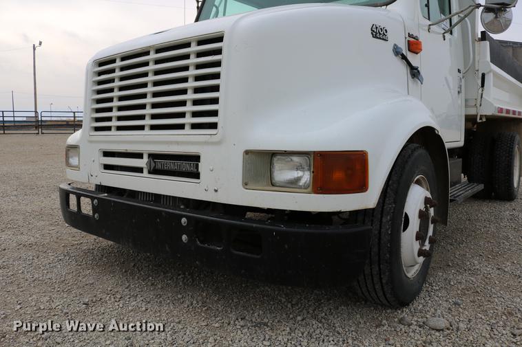 image for item DC3545 1998 International 4700 dump truck