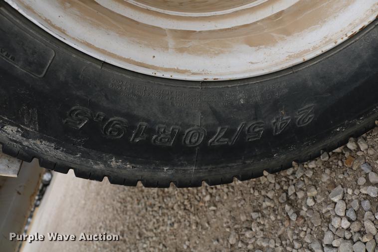 image for item DC3545 1998 International 4700 dump truck