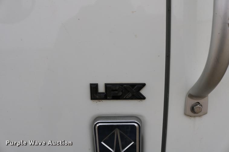 image for item DC3545 1998 International 4700 dump truck