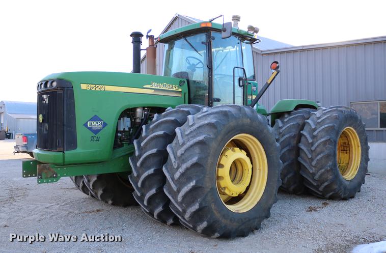 image for item DC3546 2003 John Deere 9520 4WD tractor