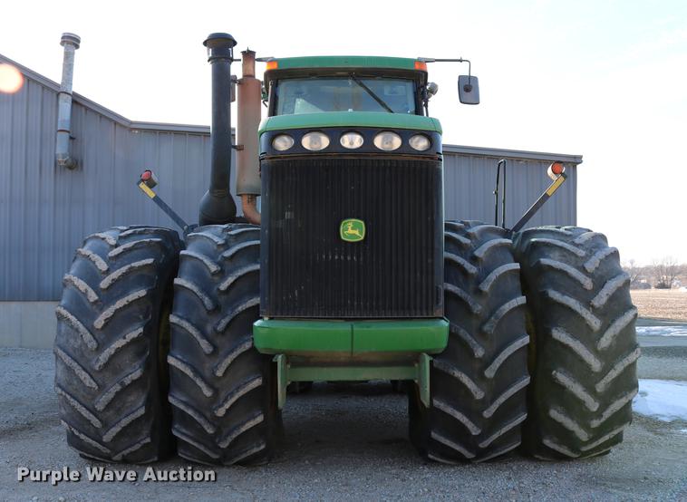 image for item DC3546 2003 John Deere 9520 4WD tractor