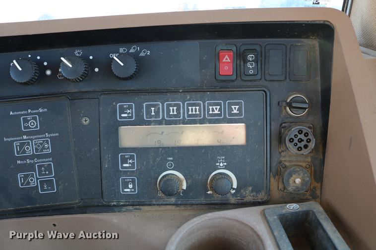 image for item DC3546 2003 John Deere 9520 4WD tractor