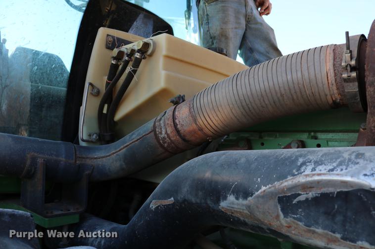 image for item DC3546 2003 John Deere 9520 4WD tractor