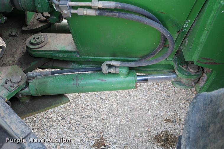 image for item DC3546 2003 John Deere 9520 4WD tractor