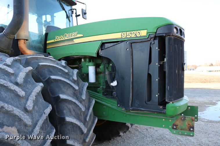 image for item DC3546 2003 John Deere 9520 4WD tractor