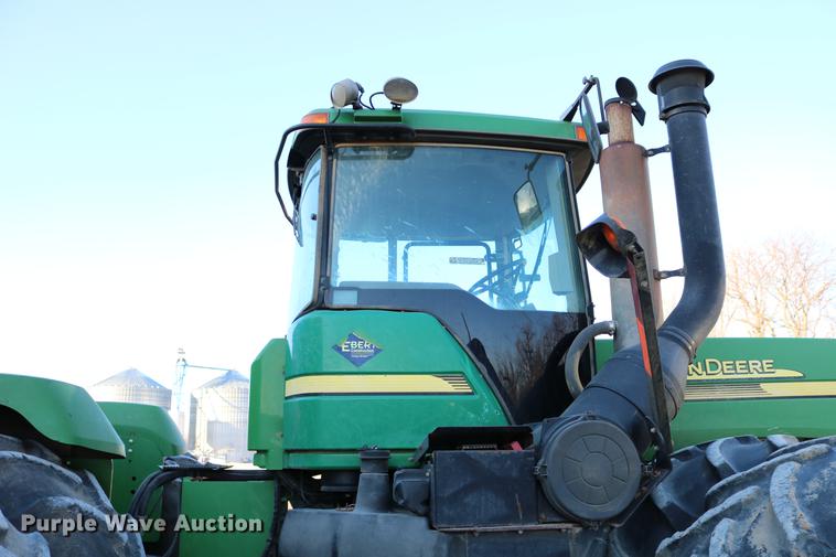 image for item DC3546 2003 John Deere 9520 4WD tractor