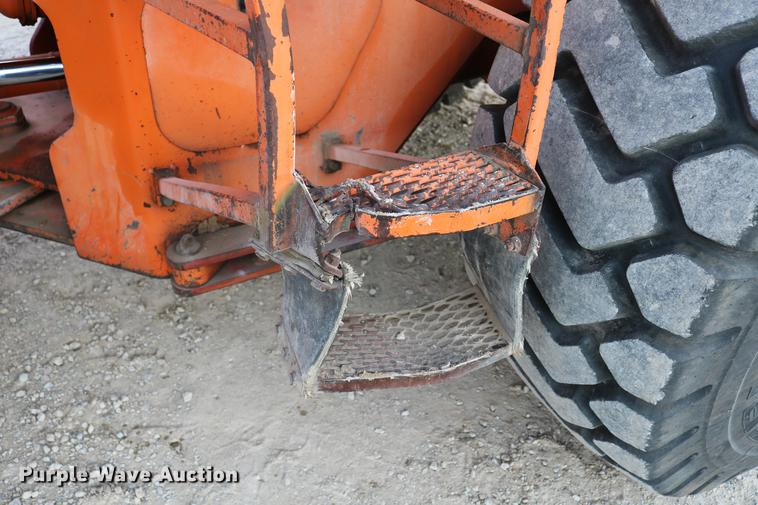 image for item DC3557 1995 Fiat-Allis FR160 wheel loader