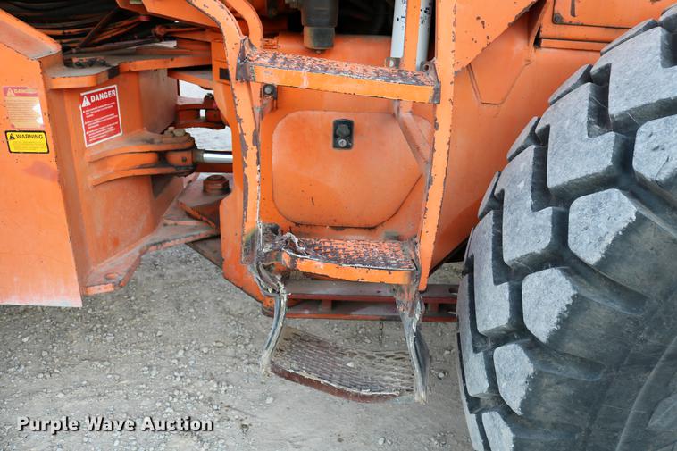 image for item DC3557 1995 Fiat-Allis FR160 wheel loader