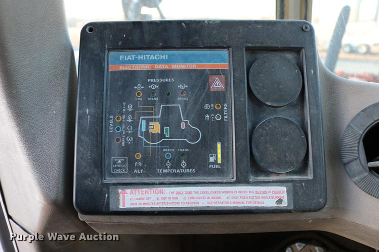 image for item DC3557 1995 Fiat-Allis FR160 wheel loader