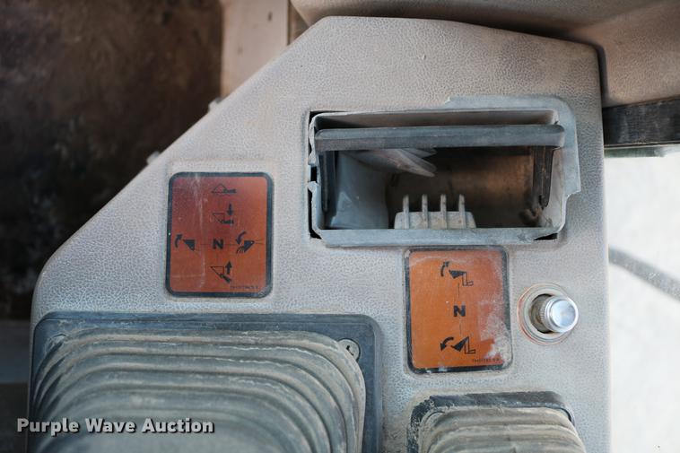 image for item DC3557 1995 Fiat-Allis FR160 wheel loader