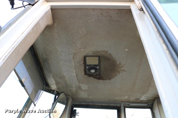 image for item DC3557 1995 Fiat-Allis FR160 wheel loader