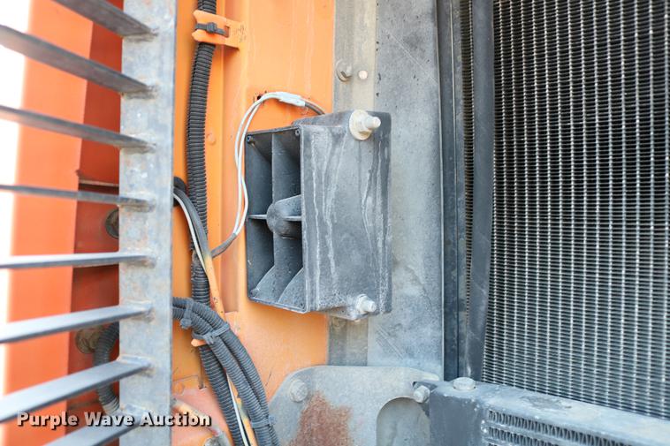 image for item DC3557 1995 Fiat-Allis FR160 wheel loader