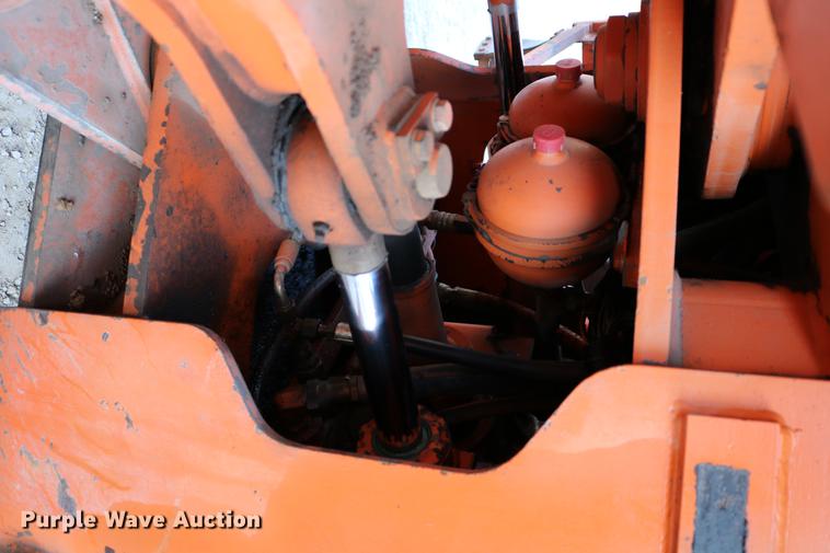 image for item DC3557 1995 Fiat-Allis FR160 wheel loader