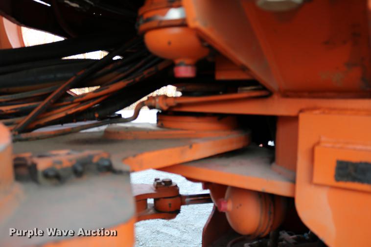 image for item DC3557 1995 Fiat-Allis FR160 wheel loader