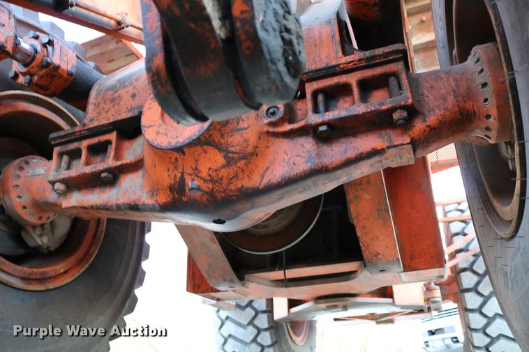 image for item DC3557 1995 Fiat-Allis FR160 wheel loader