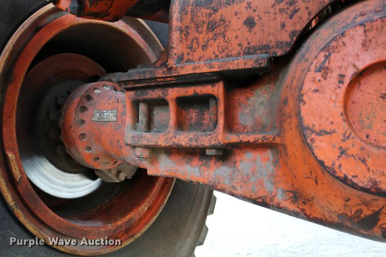 image for item DC3557 1995 Fiat-Allis FR160 wheel loader