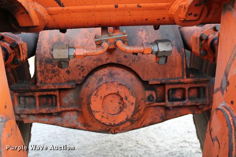 image for item DC3557 1995 Fiat-Allis FR160 wheel loader