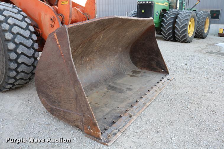 image for item DC3557 1995 Fiat-Allis FR160 wheel loader