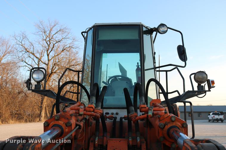 image for item DC3557 1995 Fiat-Allis FR160 wheel loader