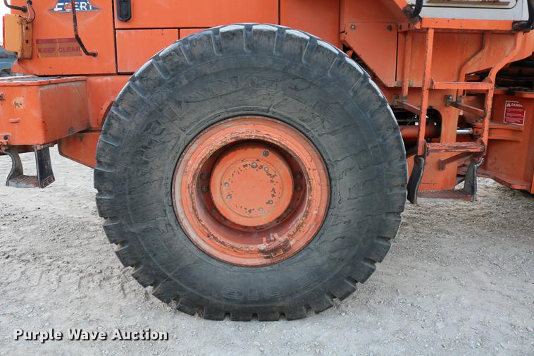 image for item DC3557 1995 Fiat-Allis FR160 wheel loader