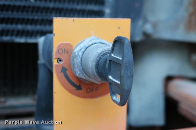 image for item DC3557 1995 Fiat-Allis FR160 wheel loader