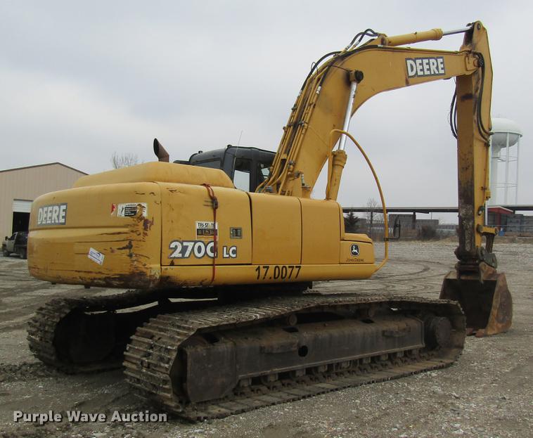 image for item DC4473 2005 John Deere 270 excavator