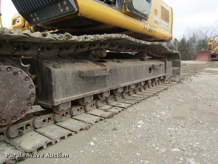 image for item DC4473 2005 John Deere 270 excavator