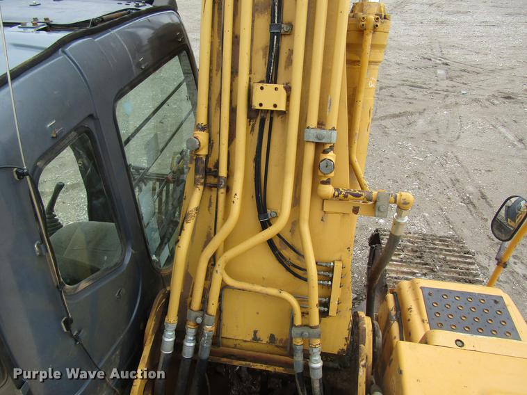 image for item DC4473 2005 John Deere 270 excavator