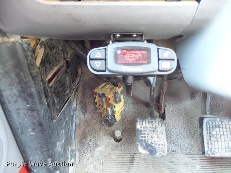 image for item DC7391 1996 Ford F800 dump truck