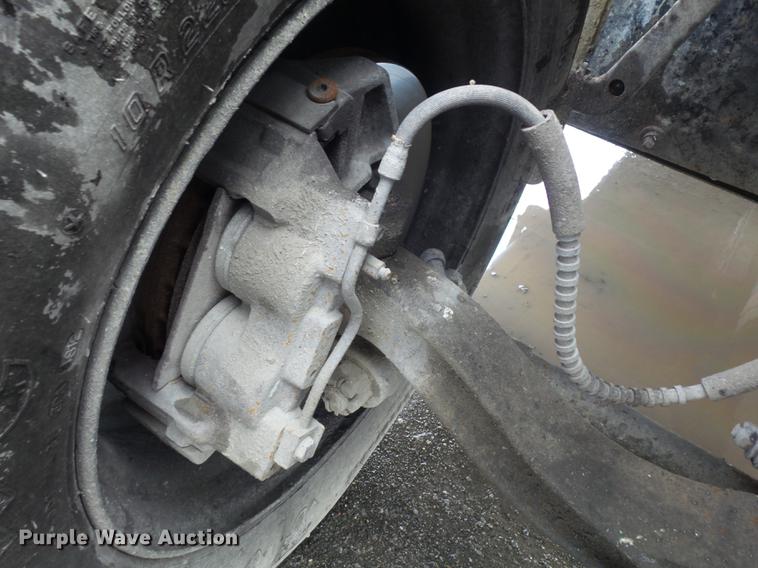 image for item DC7394 1995 Ford F800 dump truck