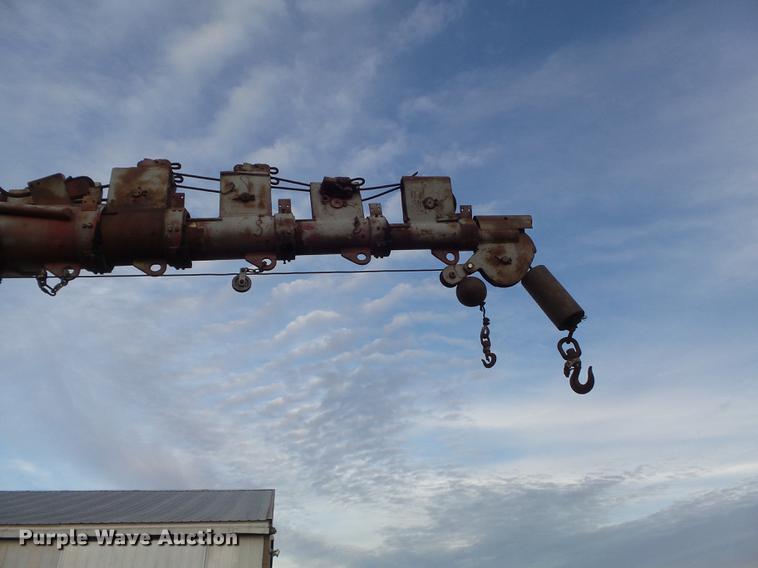 image for item DC7405 Skyhook 130HD trailer mounted crane