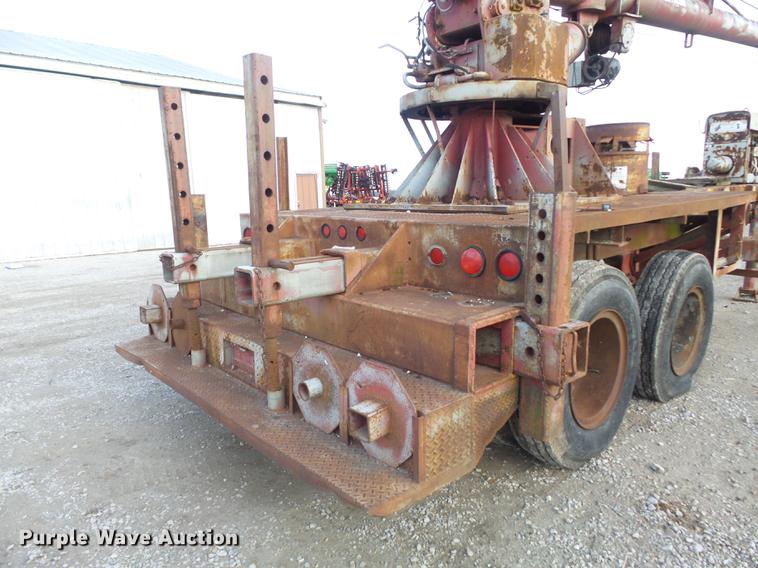 image for item DC7405 Skyhook 130HD trailer mounted crane