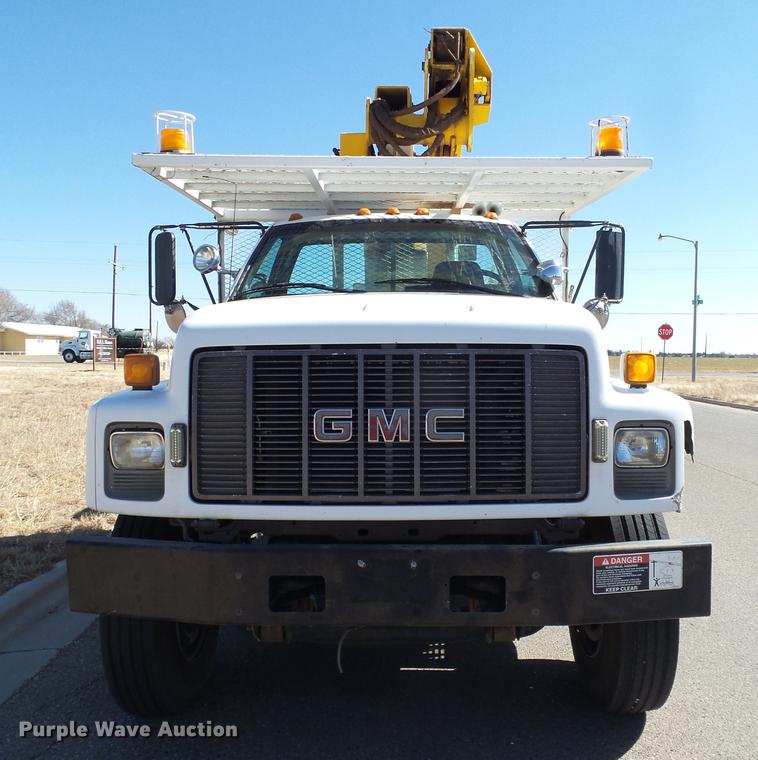 image for item DD1231 2000 GMC C7500 bucket truck