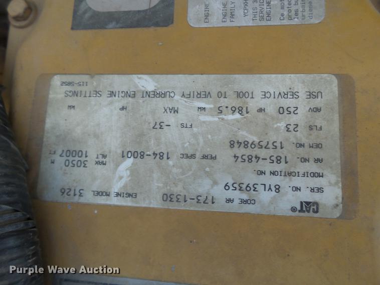 image for item DD1231 2000 GMC C7500 bucket truck