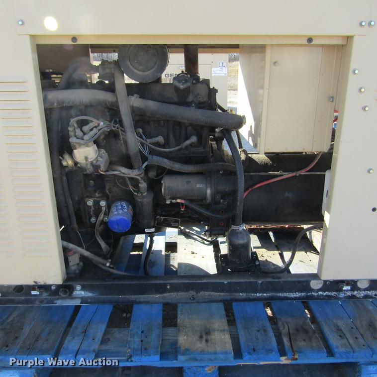 image for item DD2737 1998 Generac 00753-4 generator