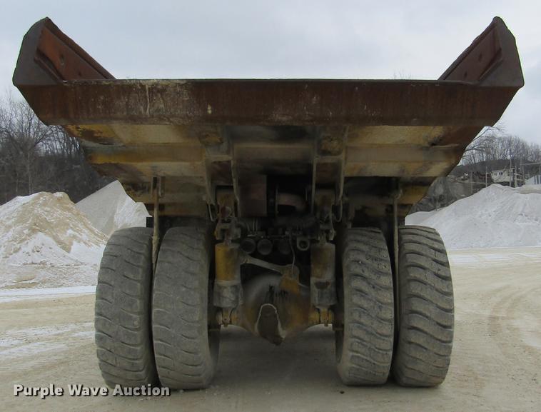 image for item DD2746 Komatsu 140M haul truck