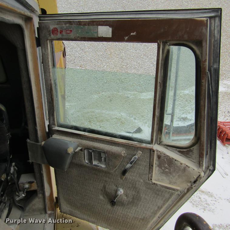 image for item DD2746 Komatsu 140M haul truck