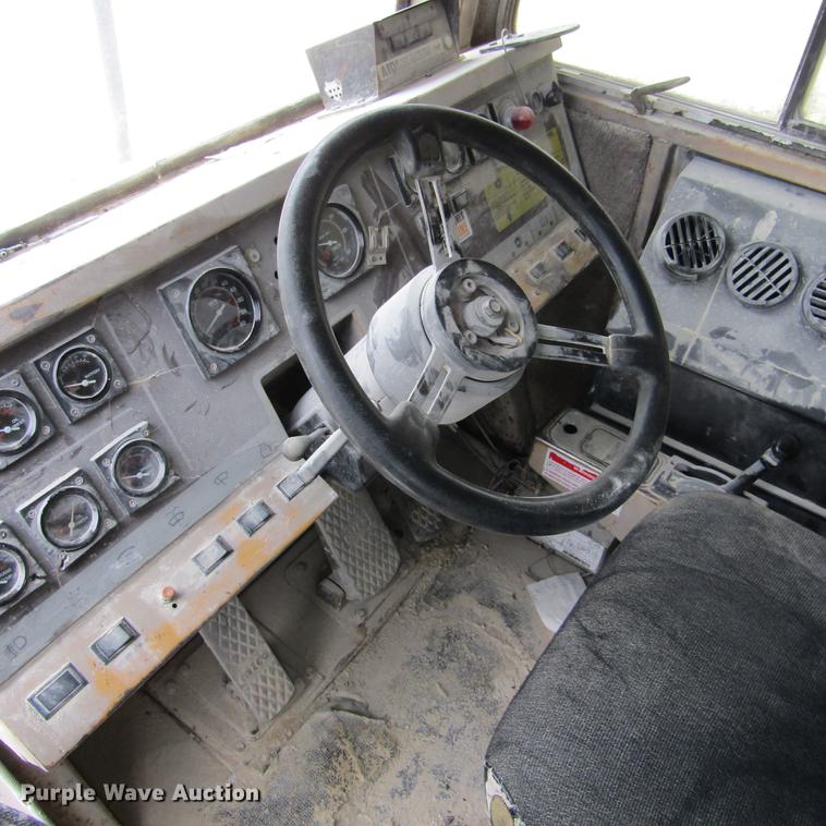 image for item DD2746 Komatsu 140M haul truck